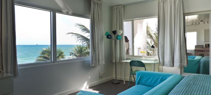 Snooze Hotels in Fort Lauderdale
