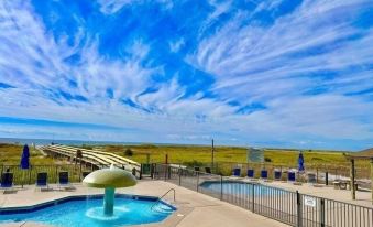 Phoenix VIII 81006 Condo