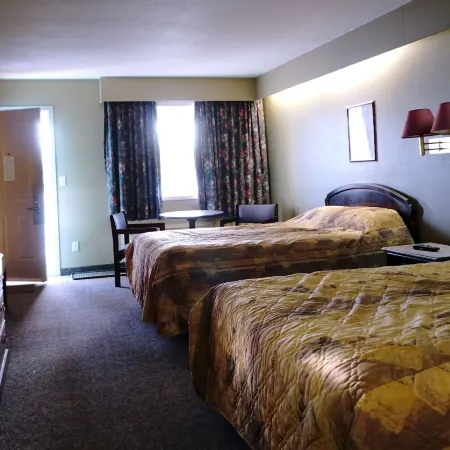 The Ritz Cafe and Motor Inn