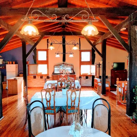Agroturismo y Apartamentos Ondarre