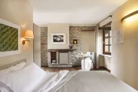 I Tre Poggi Dimora di Charme Hotels near Calamandrana Castle