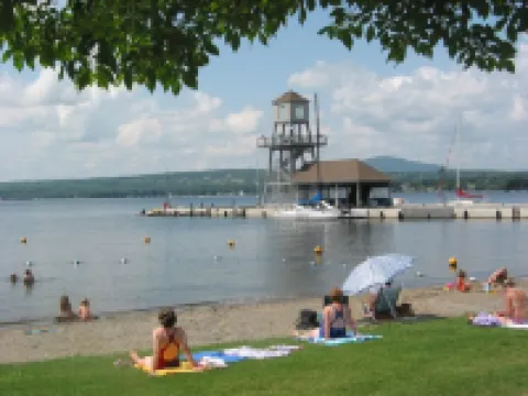 La Belle Victorienne Hotels in Magog