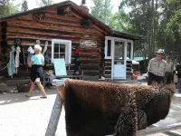 Western Riviera Lakeside Lodging Hotels in Grand Lake