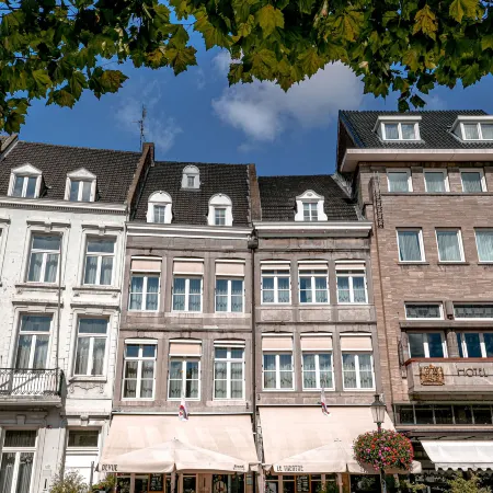 Le Theatre