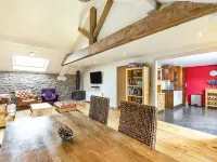 The Hayloft - parkir
