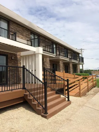 Waterfront Hotel and Marina Отели в г. Мак-Генри