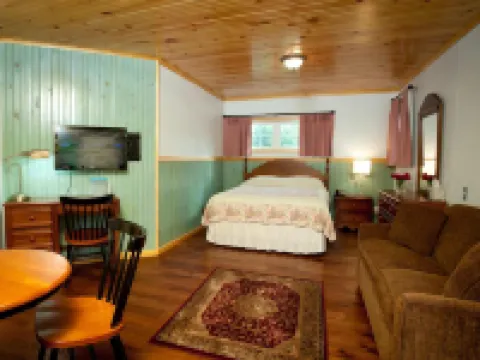 Blue Hill Lodge Hotels in Ulster County
