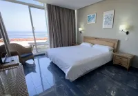 Holiday Club Jardin Amadores - موقف سيارات