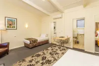 The Club Motel and Apartments Hotels in Wagga Wagga