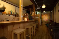 Himeji 588 Guest House - bar
