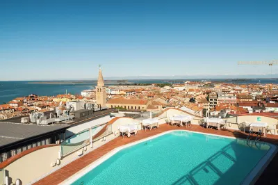 Grand Hotel Astoria Hotel in zona Parco delle Rose