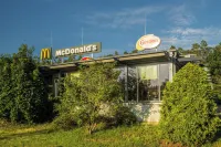 Serways Hotel Feucht Ost Hoteles en Allersberg