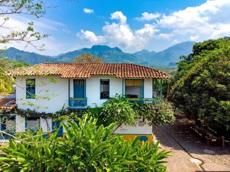 Hotel Fundadores en Cauca Viejo Fundadores Отели в г. Херико