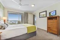 Rovera Apartments Hotels in Twin Waters