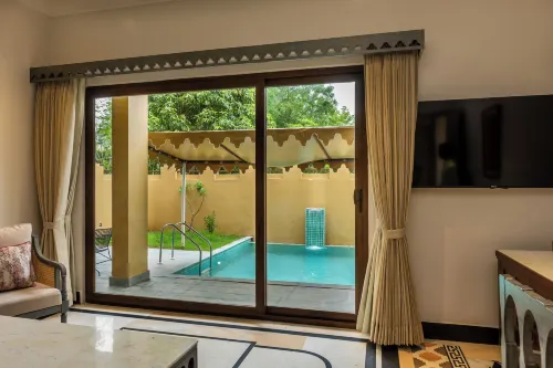 DEV BAGH LUXURIOUS PRIVATE SUITES Hotels in Kamlod