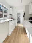 Perfect Town Location – Spacious 3-Bedroom Townhouse with Garden in Grantham!