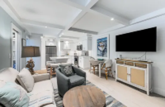 Coastal Downtown Naples Condo - Walk to the Beach!