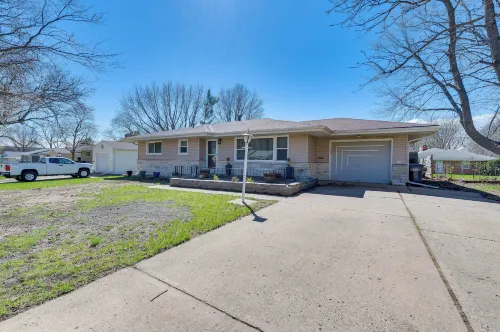 Newly Remodeled Home in Storm Lake w/ Private Yard - WiFi