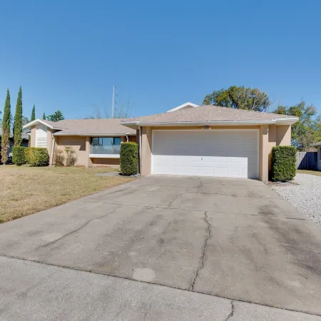 Sunny Florida Escape with Patio Near Disney World!