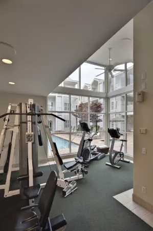 Corporate Inn Sunnyvale - All-Suite Hotel Отели рядом со станцией Станция Sunnyvale Caltrain