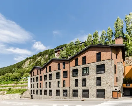 Apartamentos Prat de les Molleres Hotels in Canillo