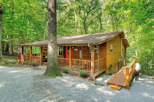Secluded Murphy Vacation Rental w/ Private Hot Tub - Wifi