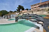 Grand Beach Hotel - Beach