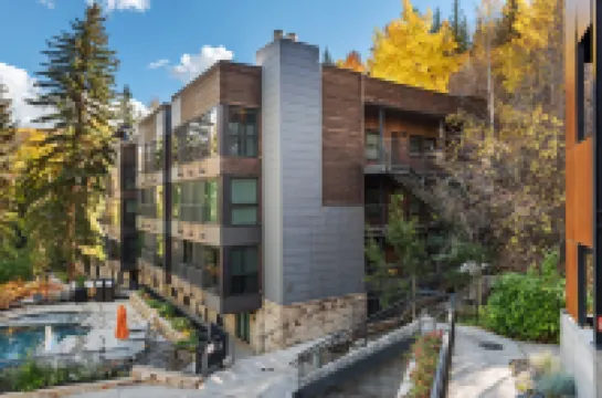 Heated Pool and Stunning Views - Stylish Retreat