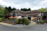 Premier Inn Chessington Hotels in der Nähe von Chessington World of Adventures
