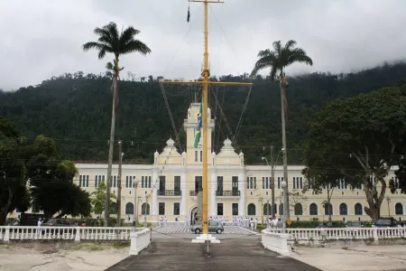 Hostel365 Отели в г. Ангра-дус-Рейс