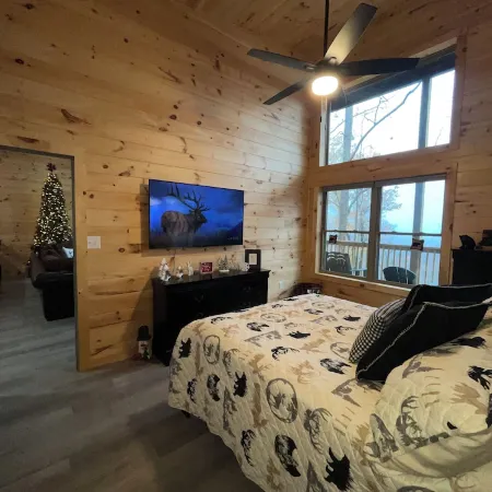 "ENDLESS VIEW" Red River Gorge/Natural Bridge- New Construction!! Dog Friendly!!
