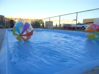 Kennewick Inn & Suites Tri Cities - Pools