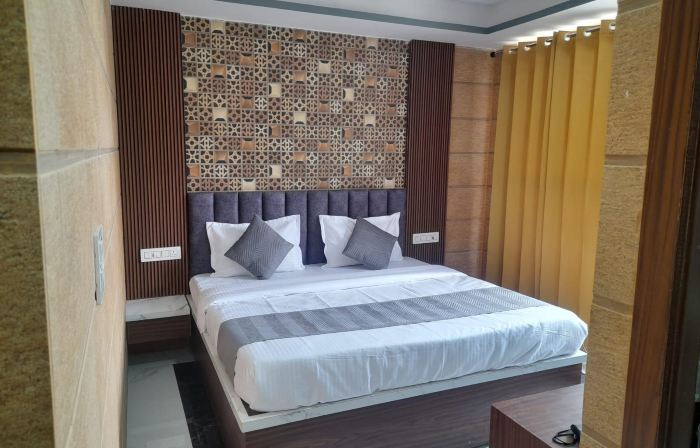 Hotel Asha Delight