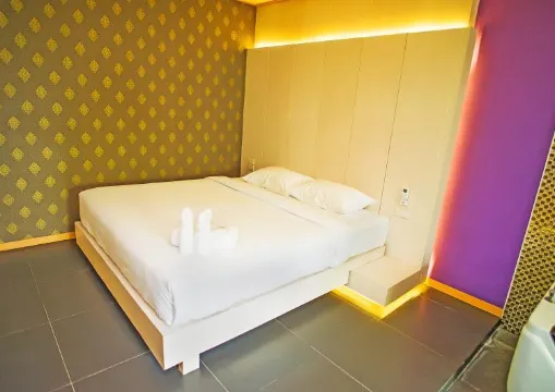 ห้องแกรนด์ดีลักซ์จากุซซี่