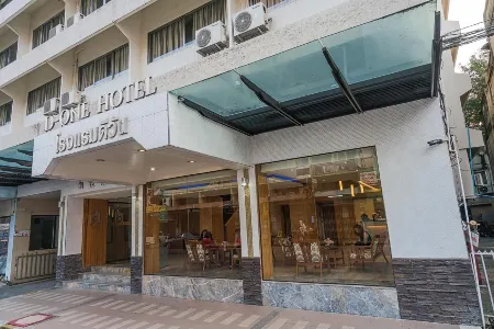 D-One Hotel