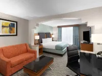 Wingate by Wyndham Greensboro/Coliseum Hotels near Greensboro Coliseum