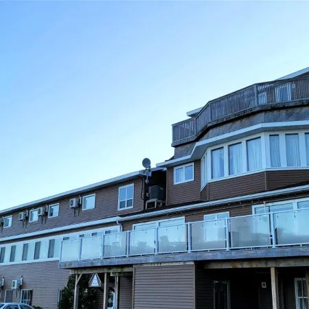 Harbourview Inn, SureStay Collection by Best Western