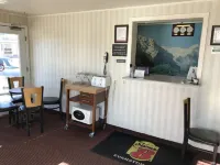 Super 8 by Wyndham Evanston