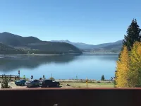 Amazing Mountain & Lakefront Views- Special!  1 FREE nite w/ 7 nite booking