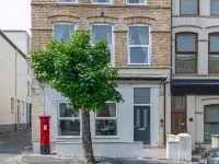 Peace Retreats Apartment - Pwllheli