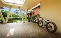 Woody Villa Hotels in Cijulang