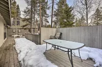 Modern Sunriver Home w/ Hot Tub: Ski, Hike & Bike! - Spa