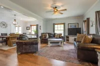 Home in Cimarron National Golf Club w/ Hot Tub! - WiFi