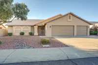 Pet-Friendly Yard! Home Near State Farm Stadium