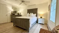 Bay Waterfront 5 Br 4BT Barndominium. Still Some Availability Late Summer/Fall! - Wi-Fi