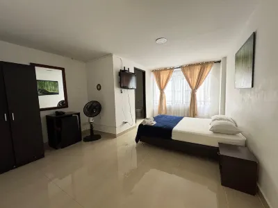 Hotel Catalina Plaza