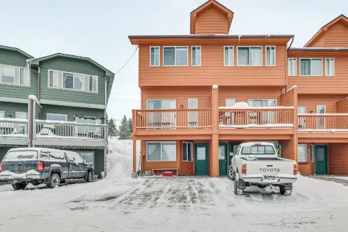 5 Mi to Keystone Resort Mountain-View Townhome! - 3-Star