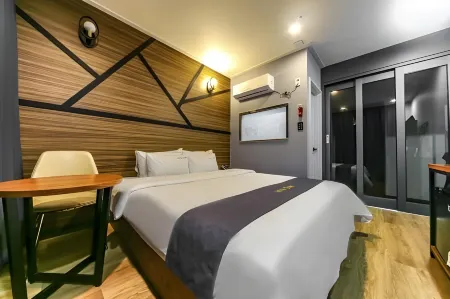 Changwon Jungangdong Hotel Ssome Отели рядом со станцией Changwonjungang Railway Station