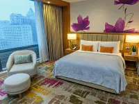 MCollection - Business & Leisure Stay in Eastwood City Hotels near The Blue Leaf Cosmopolitan