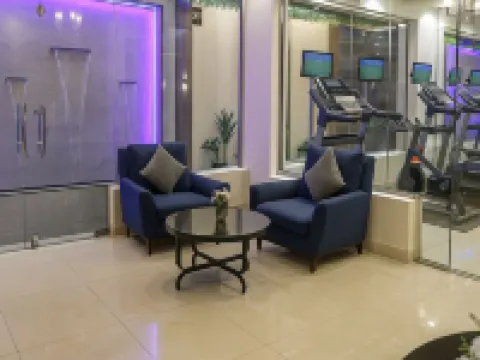 アルサラヤ ホテル スイーツ タブークのホテル